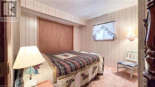 333 Robert Allen Drive, Tobermory, ON - Indoor Photo Showing Bedroom