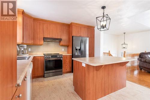 160 Montee Genereux Street, Chelmsford, ON - Indoor Photo Showing Kitchen With Double Sink