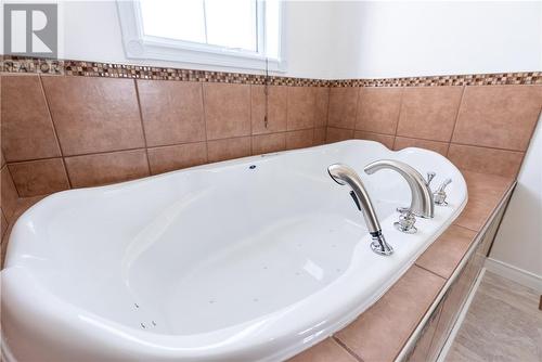160 Montee Genereux Street, Chelmsford, ON - Indoor Photo Showing Bathroom