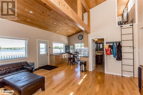 36 Yellowhead Island, Port Severn, ON - Indoor Photo Showing Kitchen