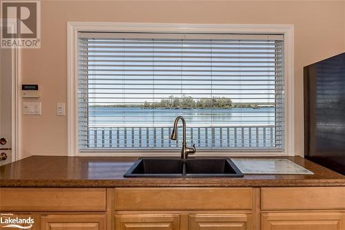 36 Yellowhead Island, Port Severn, ON - Indoor Photo Showing Kitchen With Double Sink