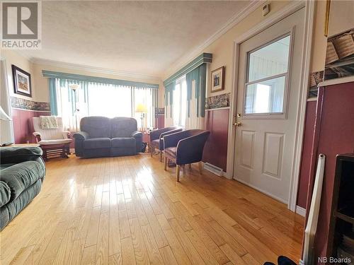 372 Drummond Station Road, Drummond, NB - Indoor Photo Showing Living Room