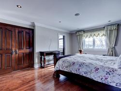 Master bedroom - 