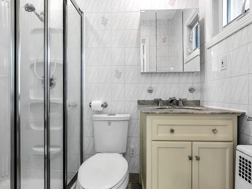 Ensuite bathroom - 60 Ch. Normandy, Mont-Royal, QC - Indoor Photo Showing Bathroom