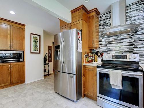 4360 Trans Canada Hwy, Cobble Hill, BC - Indoor Photo Showing Kitchen With Stainless Steel Kitchen
