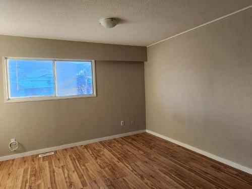 4-1946 Tranquille Rd, Kamloops, BC - Indoor Photo Showing Other Room