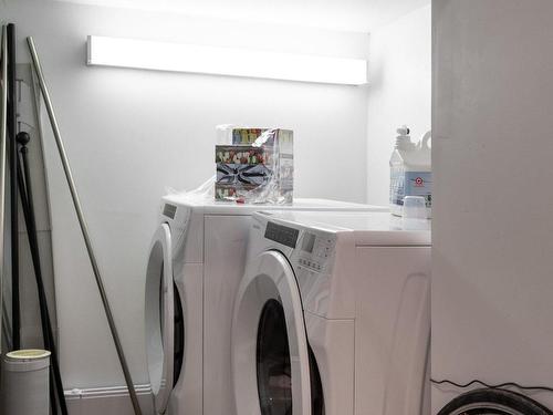 Salle de lavage - 7801  - 7803 Rue La Fontaine, Montréal (Mercier/Hochelaga-Maisonneuve), QC - Indoor Photo Showing Laundry Room