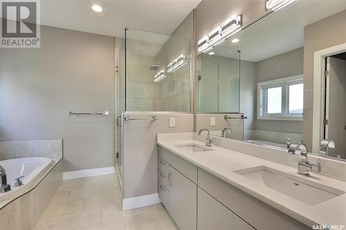 3037 Lakeview Drive, Prince Albert, SK - Indoor Photo Showing Bathroom