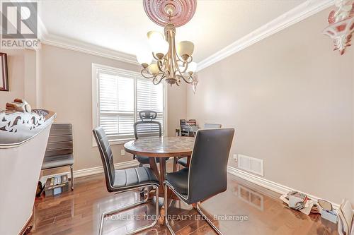 27 Crowsnest Cres, Brampton, ON - Indoor Photo Showing Dining Room
