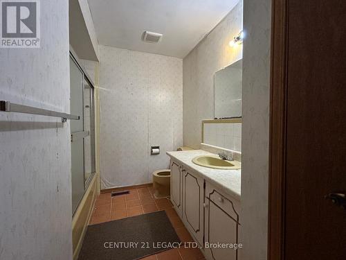 46 Fallway Road, Brampton, ON - Indoor Photo Showing Bathroom