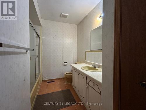 46 Fallway Road, Brampton (Madoc), ON - Indoor Photo Showing Bathroom