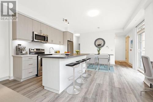 #20 -57 Finch Ave W, Toronto, ON - Indoor Photo Showing Kitchen With Upgraded Kitchen