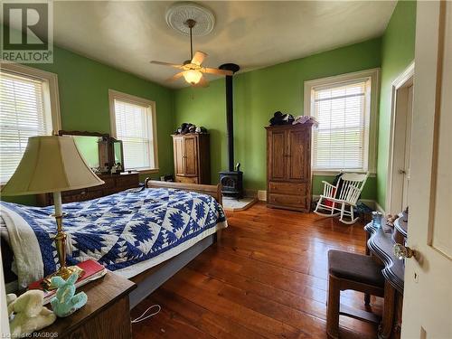 484 Carlisle Street, Saugeen Shores, ON - Indoor Photo Showing Bedroom