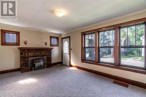 119/121 William Street North, Chatham, ON - Indoor With Fireplace
