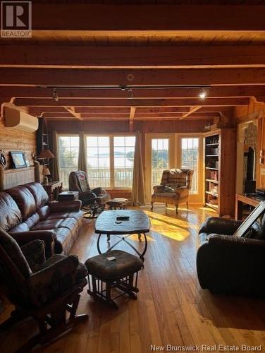 45 Board Road Ext., Oak Bay, NB - Indoor Photo Showing Living Room