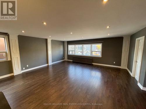 233 Lakeshore Road E, Mississauga, ON - Indoor