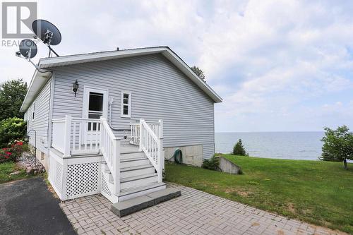 634 Lakeshore Dr, Sault Ste. Marie, ON - Outdoor