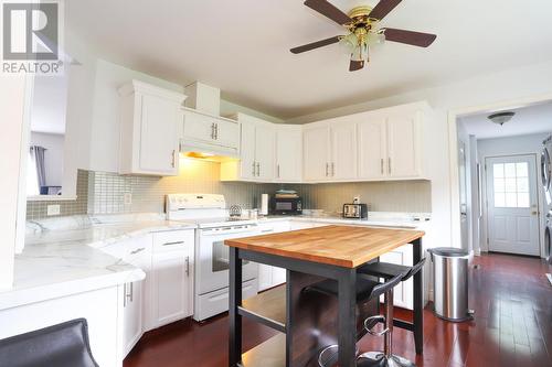 634 Lakeshore Dr, Sault Ste. Marie, ON - Indoor Photo Showing Kitchen