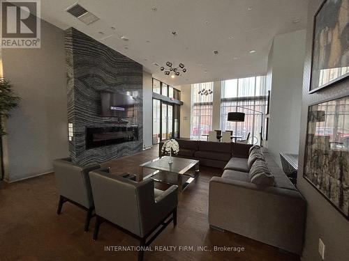 #1214 -400 Adelaide St E, Toronto, ON - Indoor Photo Showing Living Room With Fireplace