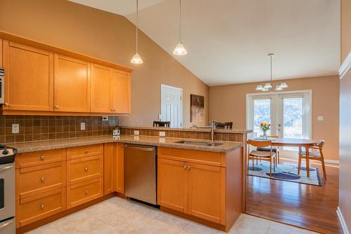 8150 Birchwood Drive, Trail, BC - Indoor Photo Showing Kitchen With Double Sink