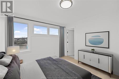 569 Orchards Crescent, Windsor, ON - Indoor Photo Showing Bedroom