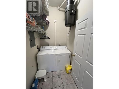 5408 51 Street, Fort Nelson, BC - Indoor Photo Showing Laundry Room