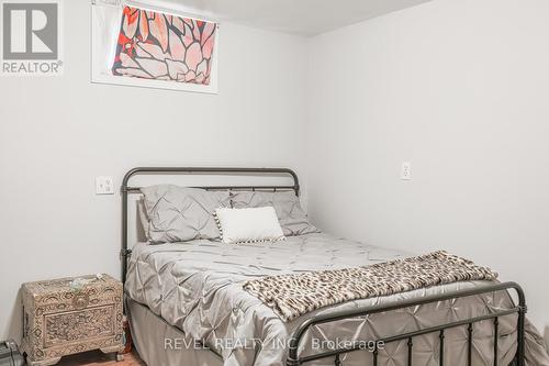 1 Elaine Drive, Kawartha Lakes, ON - Indoor Photo Showing Bedroom