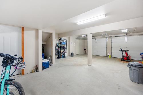 750 Redstone Drive, Rossland, BC - Indoor Photo Showing Garage