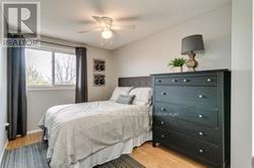 632 Galahad Drive, Oshawa, ON - Indoor Photo Showing Bedroom