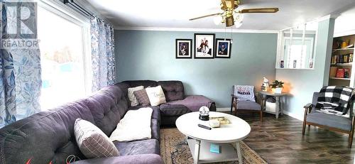 2 Wellsdale Avenue, Pasadena, NL - Indoor Photo Showing Living Room