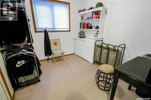 266 Tims Crescent, Swift Current, SK - Indoor Photo Showing Laundry Room