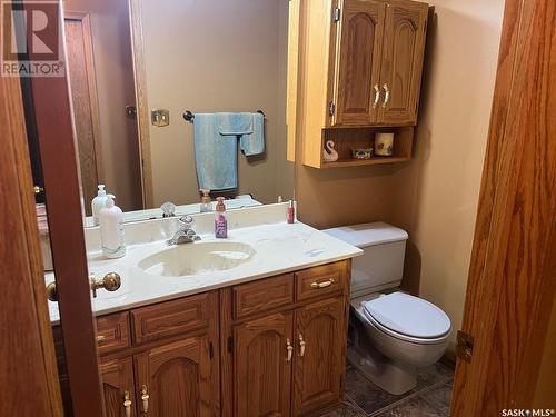 1572 Dieppe Crescent, Estevan, SK - Indoor Photo Showing Bathroom