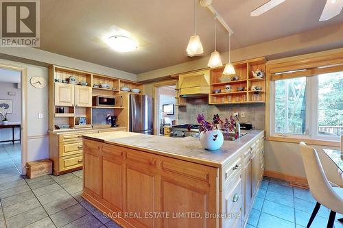 117 Humber Valley Crescent, King, ON - Indoor Photo Showing Kitchen