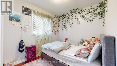 4 - 375 Pioneer Drive, Kitchener, ON - Indoor Photo Showing Bedroom