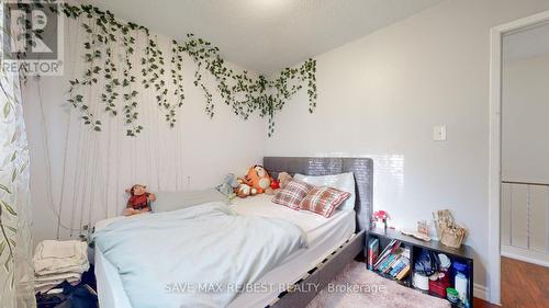 4 - 375 Pioneer Drive, Kitchener, ON - Indoor Photo Showing Bedroom