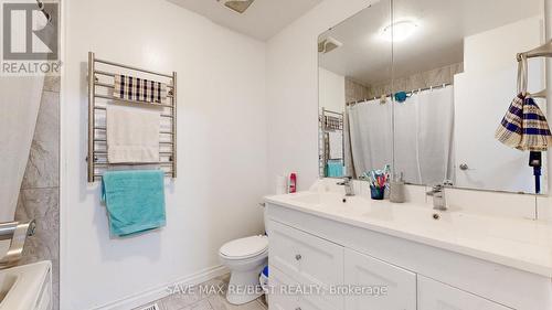 4 - 375 Pioneer Drive, Kitchener, ON - Indoor Photo Showing Bathroom