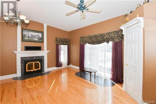 1639 Route 355, Sainte-Rose, NB - Indoor With Fireplace