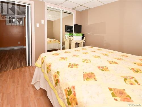1639 Route 355, Sainte-Rose, NB - Indoor Photo Showing Bedroom