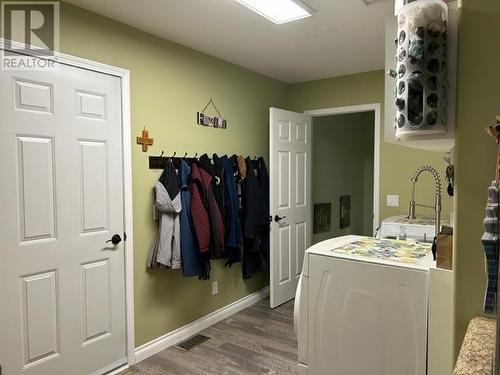 256 Vanderview Drive, Vanderhoof, BC - Indoor Photo Showing Laundry Room