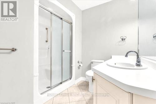 9 - 88 Lakeport Road, St. Catharines, ON - Indoor Photo Showing Bathroom