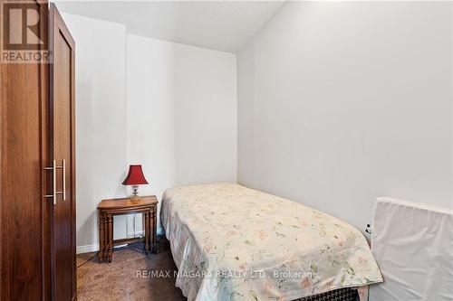 17 Waterview Crt, Welland, ON - Indoor Photo Showing Bedroom