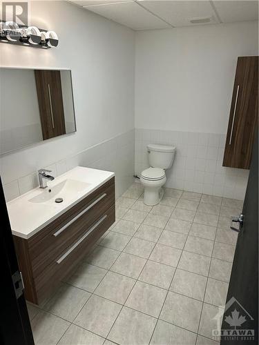 1145 St Pierre Street, Orleans, ON - Indoor Photo Showing Bathroom