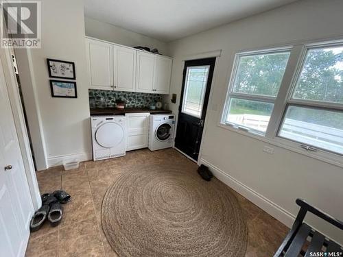 321 3Rd Street, St. Brieux, SK - Indoor Photo Showing Laundry Room