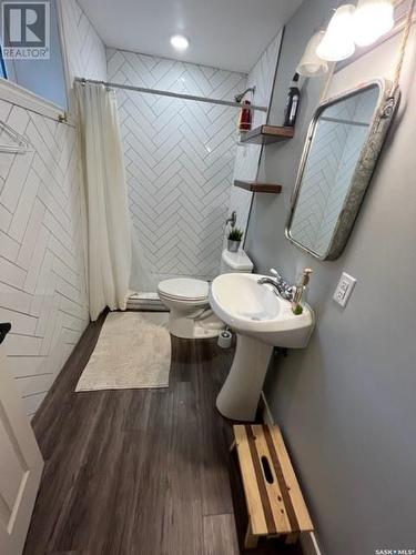 321 3Rd Street, St. Brieux, SK - Indoor Photo Showing Bathroom