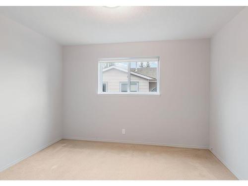 1-1129A 2Nd Ave, Ladysmith, BC - Indoor Photo Showing Other Room