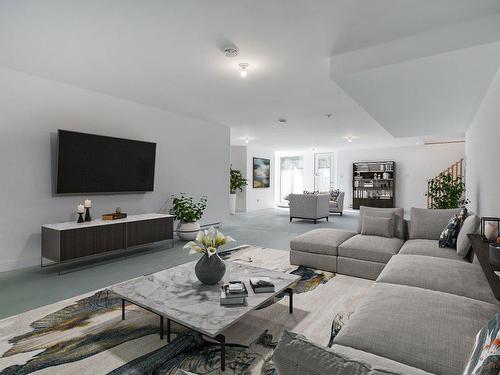 Family room - 4010 Rue De La Fougère, Saint-Bruno-De-Montarville, QC - Indoor Photo Showing Living Room