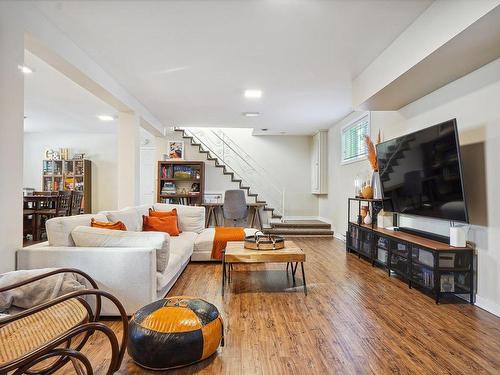 Family room - 15575 Rue Forsyth, Montréal (Rivière-Des-Prairies/Pointe-Aux-Trembles), QC - Indoor Photo Showing Living Room