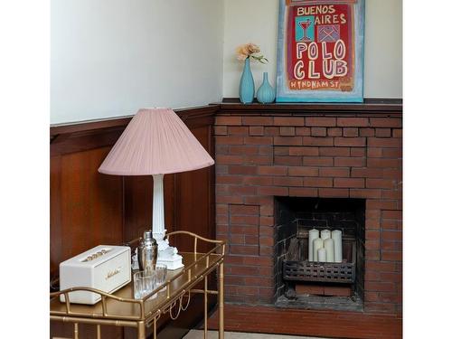 320 Linden Ave, Victoria, BC - Indoor With Fireplace