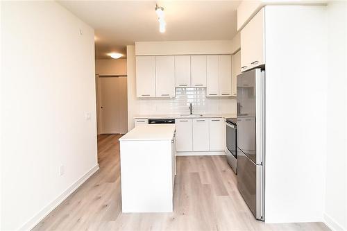 385 Winston Road|Unit #307, Grimsby, ON - Indoor Photo Showing Kitchen