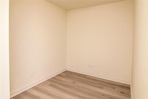 385 Winston Road|Unit #307, Grimsby, ON - Indoor Photo Showing Other Room
